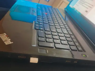 Lenovo ThinkPad P71 Quadro Workstation 32GB i7 4K AI Gaming Laptop - photo 2