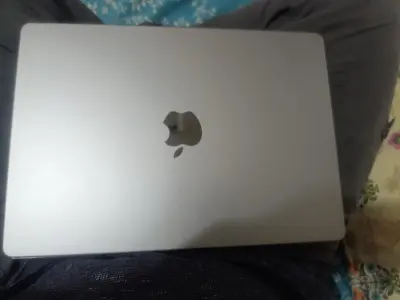 Apple MacBook Pro 14" M2 Pro 2023 | 16GB/512GB | 94% Battery 10/10 Condition  - photo 4