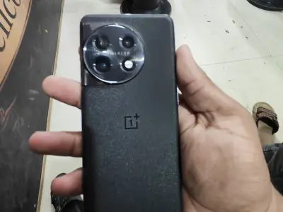 OnePlus 11 5g - photo 3