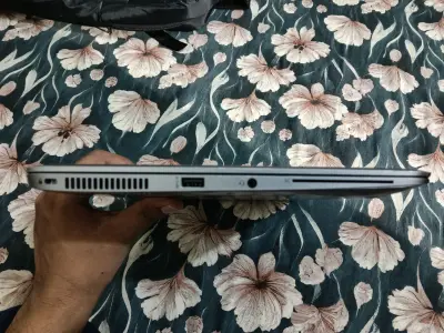 HP EliteBook Folio 1040 G3 (2K Resolution & Touch) - photo 4