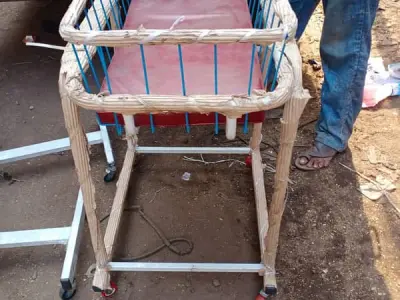 Hospital Furniture, Medical Equipment, crash cart, Trolley, baby cot - photo 10