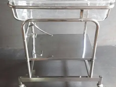 Hospital Furniture, Medical Equipment, crash cart, Trolley, baby cot - photo 12
