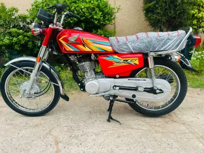 125 Honda | Model 2026 | 1800 KM Driven | Red Honda Bike Urgent Sale - photo 2