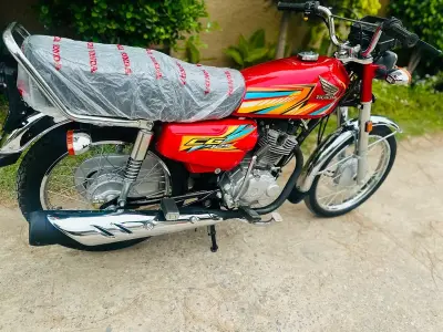 125 Honda | Model 2026 | 1800 KM Driven | Red Honda Bike Urgent Sale - photo 6