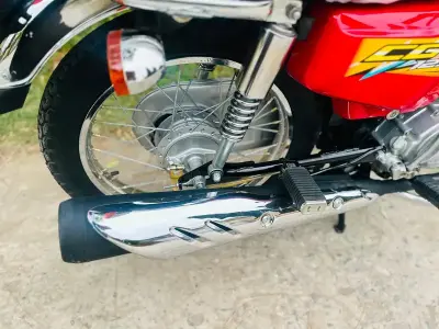 125 Honda | Model 2026 | 1800 KM Driven | Red Honda Bike Urgent Sale - photo 9