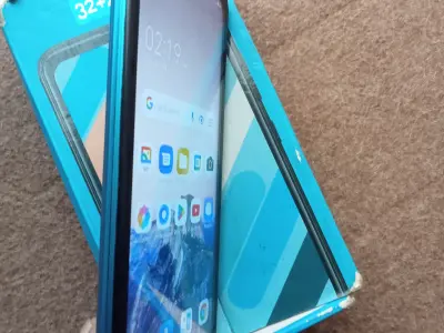 Tecno 5.2023.2.32 total original with box on open no repair - photo 5