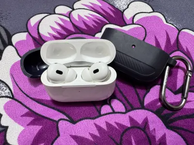 Apple AirPods Pro 2 (original) - photo 1