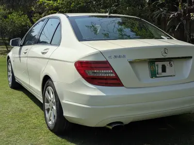 Mercedes Benz C200 W204 2011 Model Lahore Registered - photo 3
