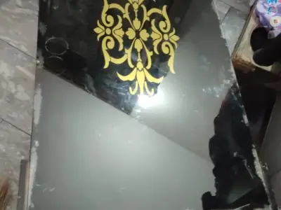 Black Glass Top center Table/coffee table -Used - photo 1