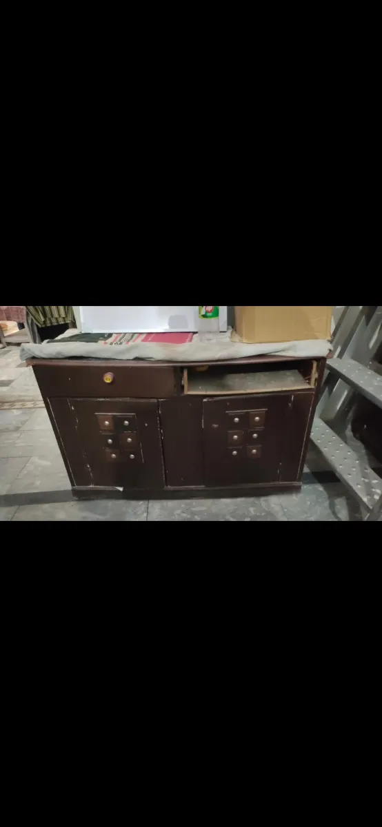 Old Wooden Dressing Table with Large Mirror – Good Storage