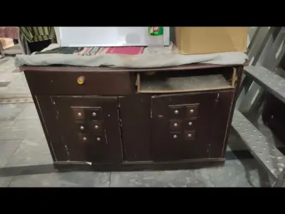 Old Wooden Dressing Table with Large Mirror – Good Storage - photo 1
