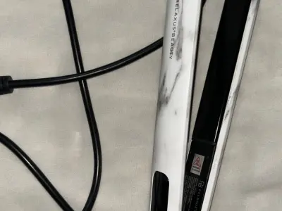 RB ULTRA SLIM DIGITAL STRAIGHTENER - photo 2