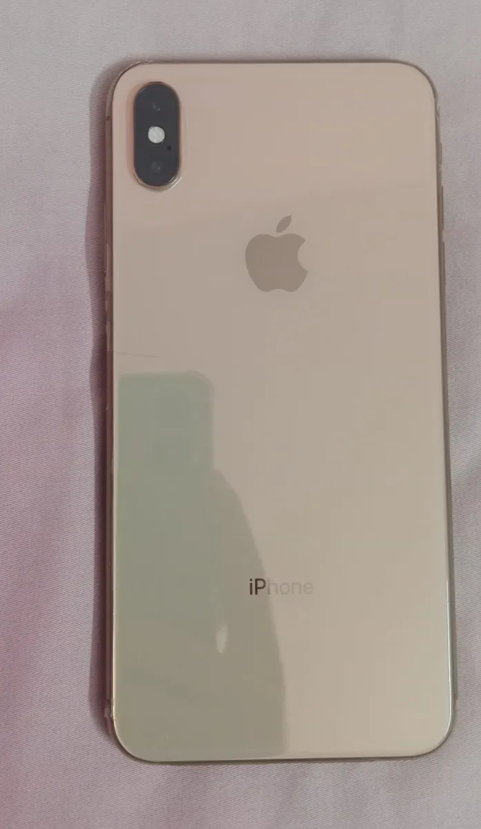 Iphone XS max, Golden ,non PTA sim locked