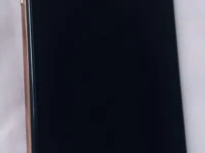 Iphone XS max, Golden ,non PTA sim locked - photo 5