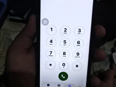 Iphone 11 wth box - photo 1