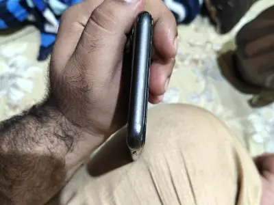 Iphone 11 wth box - photo 4