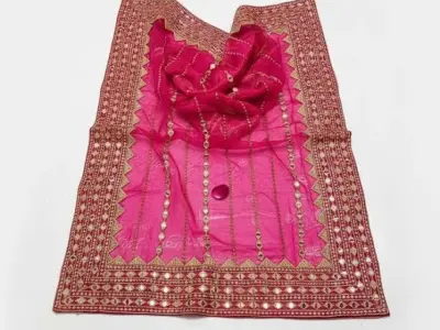 Marbel Gotta Embroidery Pink Suit Set With Khussa & Clutch - photo 5