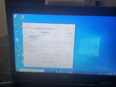 Dell Laptop - photo 2