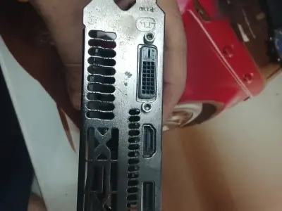 RX 560 4GB Graphics Card – Faulty / Repairable
 - photo 2