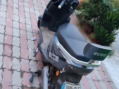 Eve  Gen Z Scooty - photo 3