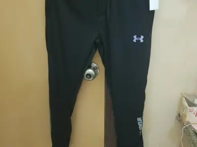 Dry fit trouser for gym.