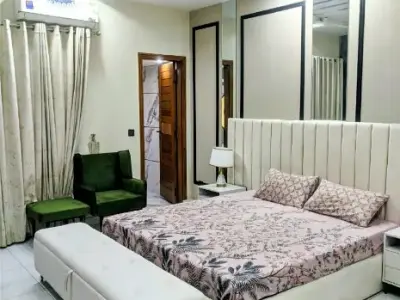10 -Marla Affordable House Avaliable For Sale In Bahria Town Lahore Sector F - photo 7