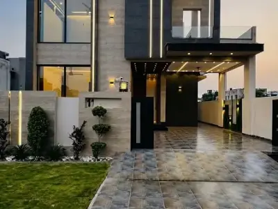 10-Marla Ultra Luxury Modren House For Sale In Sector F Bahria Town Lahore. - photo 1
