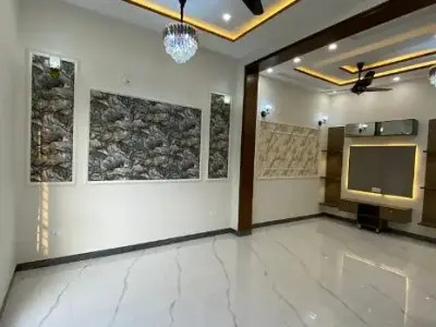 10-Marla Ultra Luxury Modren House For Sale In Sector F Bahria Town Lahore. - photo 3