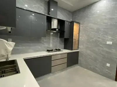 10-Marla Ultra Luxury Modren House For Sale In Sector F Bahria Town Lahore. - photo 8