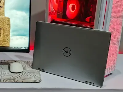Dell Inspiron 15 7579 2-in-1 Touchscreen | Core i5 7th Gen | 8GB/256GB - photo 1