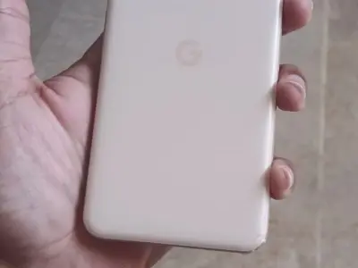 Google Pixel 8 Rose Color - photo 1