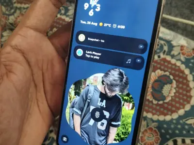 Google Pixel 8 Rose Color - photo 6