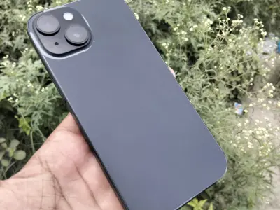 Iphone 15 - photo 3