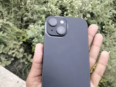 Iphone 15 - photo 1