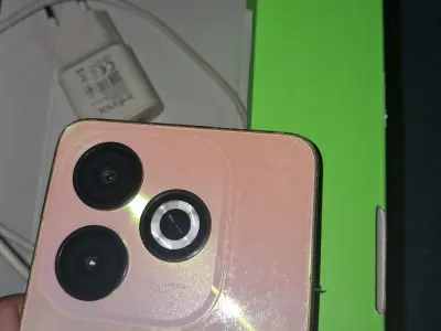 Infinix Smart 8 – 4GB RAM / 64GB Storage