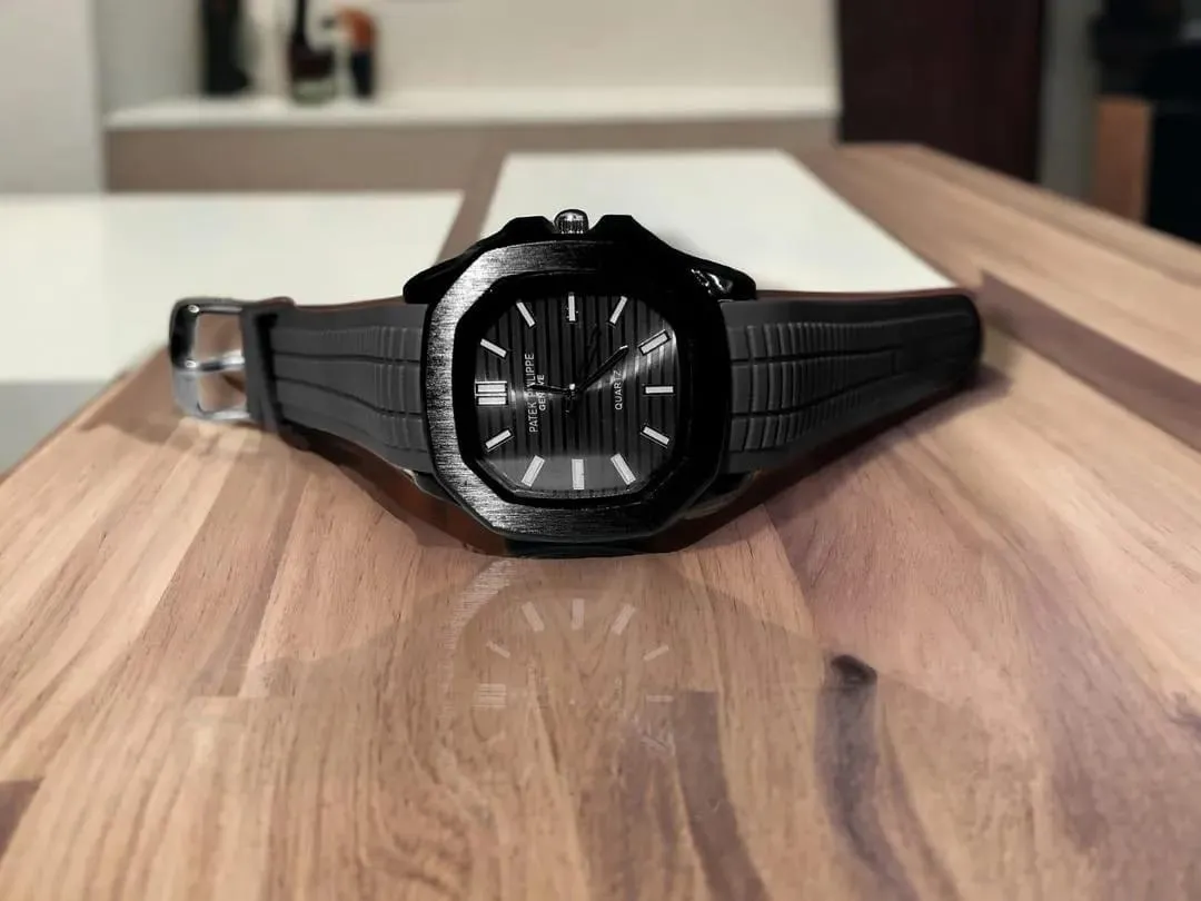 Men's Water Resistant Quartz Watch with Textured Rubber Strap