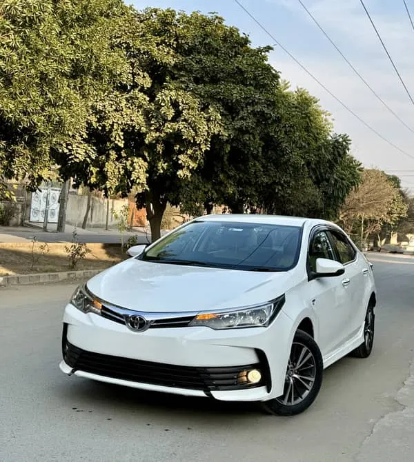 Toyota Corolla Altis 1.6 Model 2018