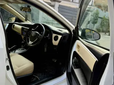 Toyota Corolla Altis 1.6 Model 2018 - photo 5