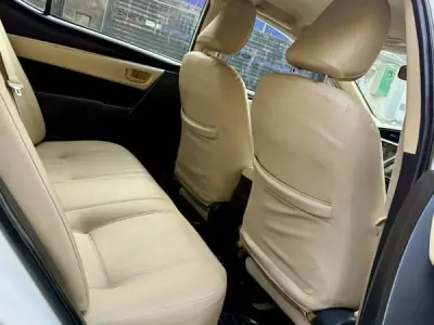 Toyota Corolla Altis 1.6 Model 2018 - photo 9