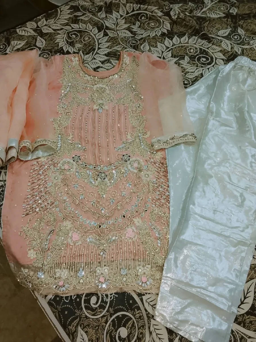 URGENT SALE: Heavy Wedding Wear Suit