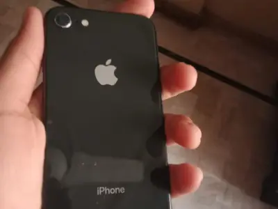 IPHONE 8 NON PTA - photo 4