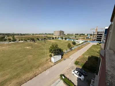 Lower Ground + Ground + 3 Floors Plaza Available For Sale in Mumtaz City Islamabad. - photo 16