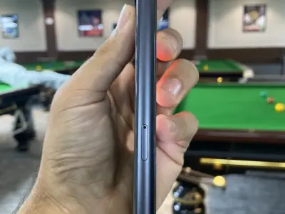Goggle pixel 7A - photo 2
