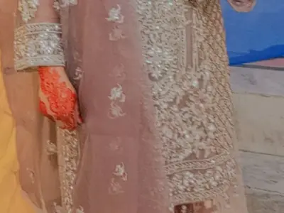 Party Wear Dress for Sale in Bahawalpur - Preloved, 10/10 Condition
