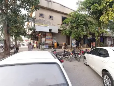 5 Marla Commercial Building Is Available For Sale In I-8-3 Islamabad - photo 5
