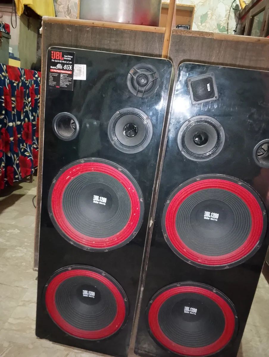 JBL 12 Inch Speakers /Denon AVC-1500 Amplifier/Complete Sound System