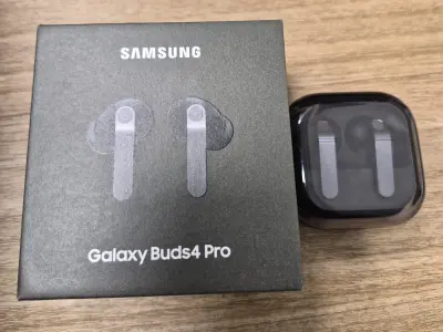 Samsung Galaxy Buds 4 Pro - photo 1