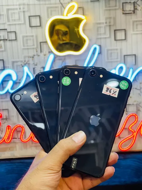 Apple iPhone SE 2020