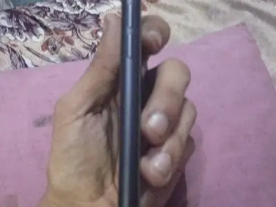 I phone 11 - photo 1