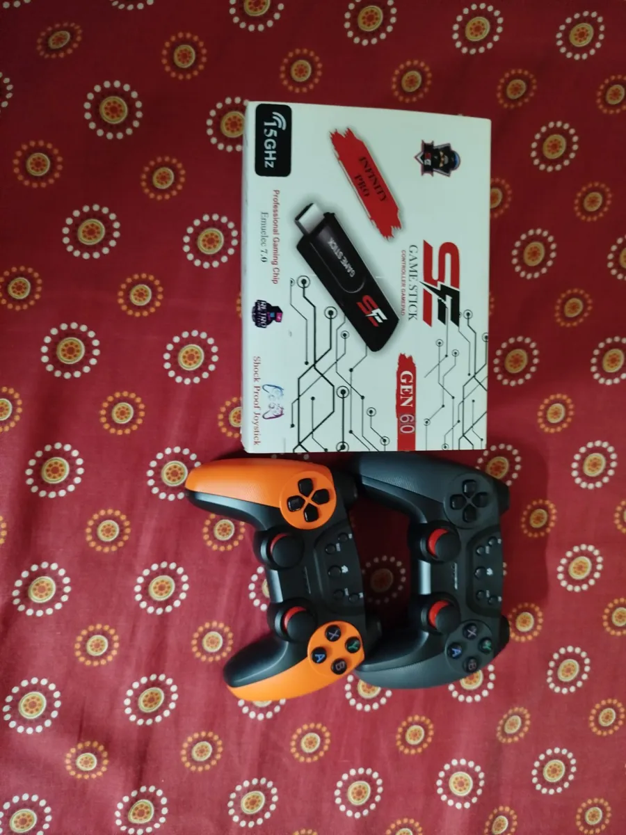 SE Gen60 Game Stick | 2 Wireless Controllers | HDMI | Retro/3D Games